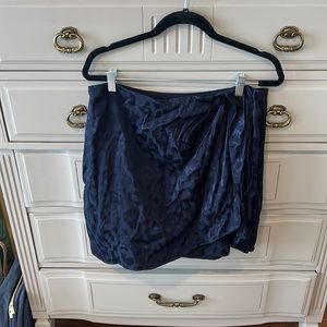 Navy skirt Express